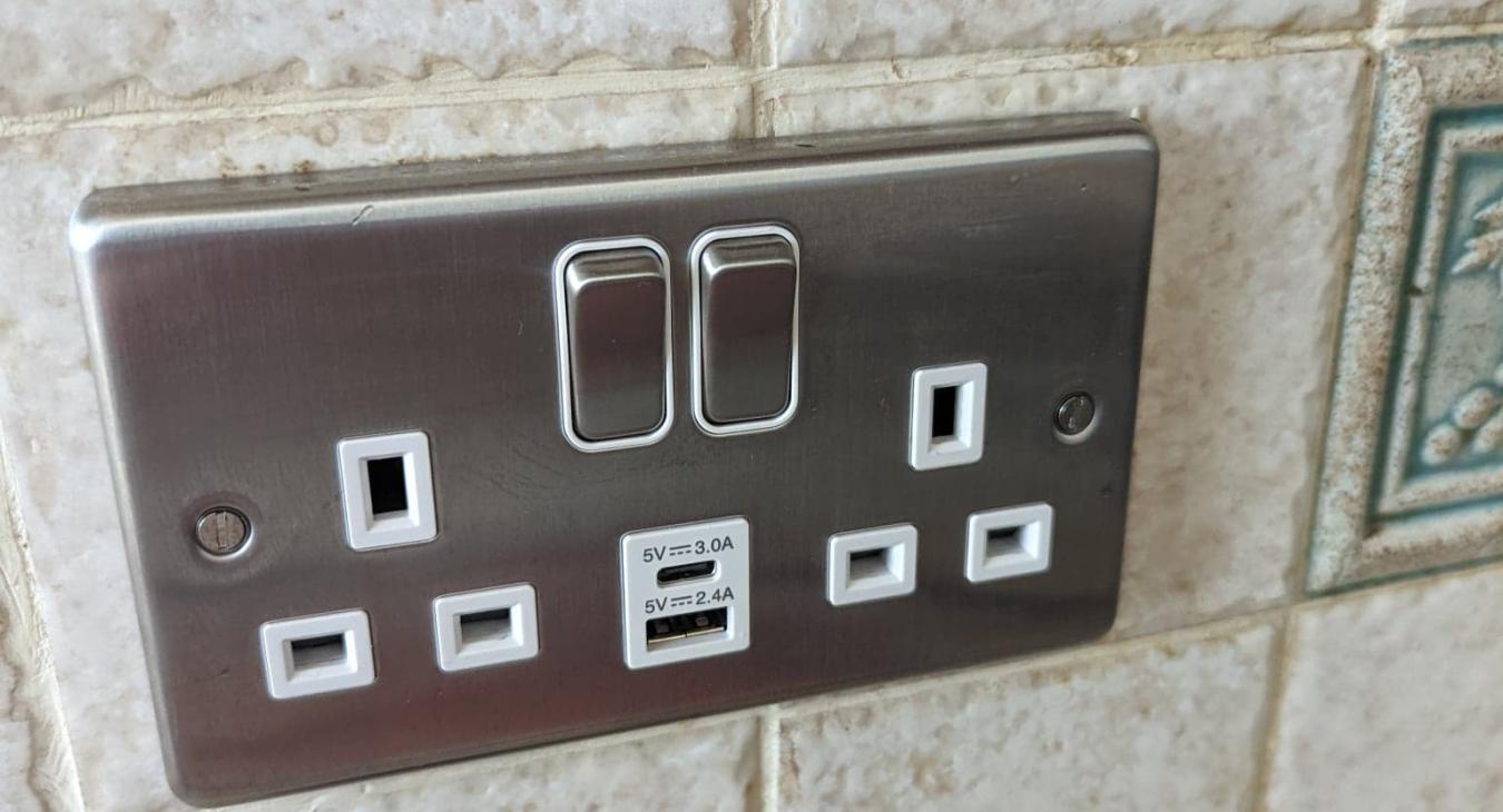Indoor Sockets