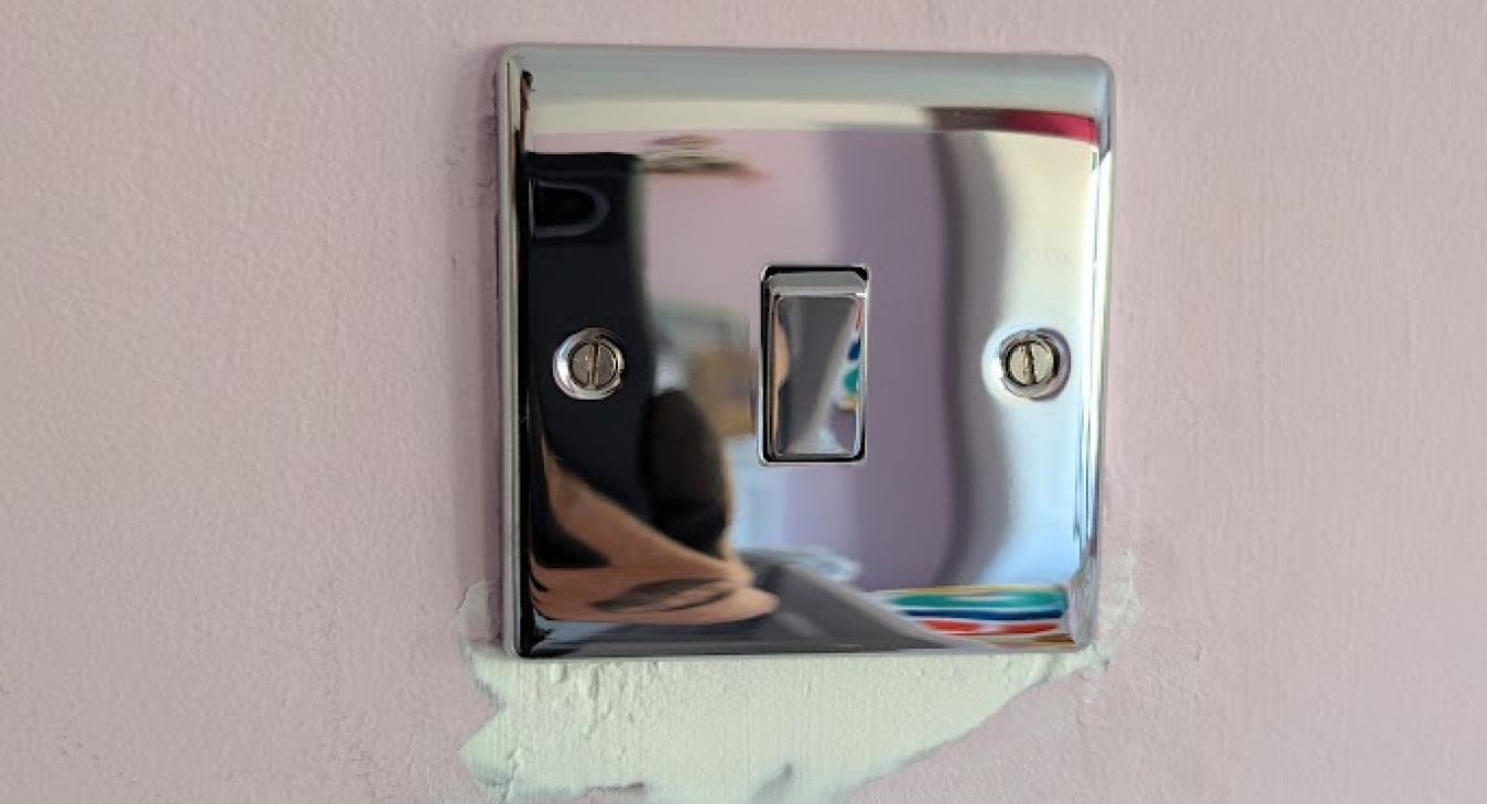 Quality Electrician Bradford – Your Local Small Jobs Electrician 