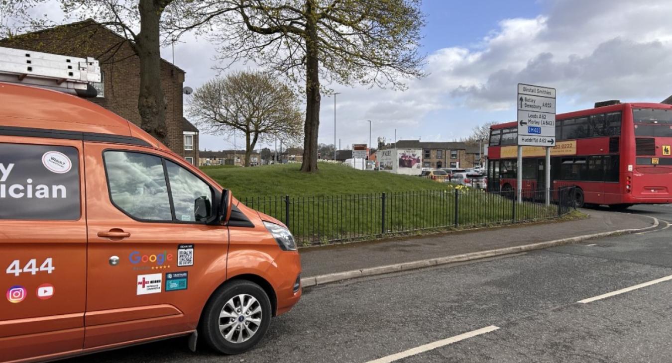 Your trusted electrician in Birstall Smithies