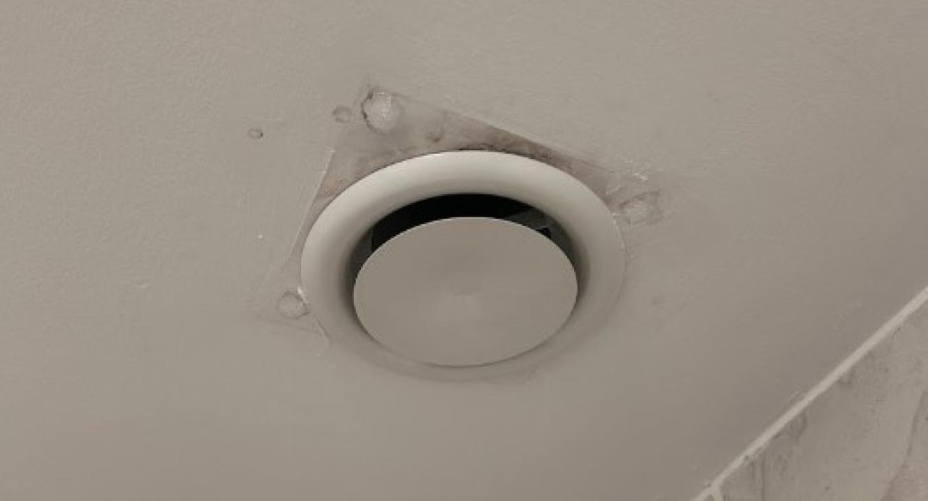 What Tradesperson Installs Bathroom Extractor Fans?