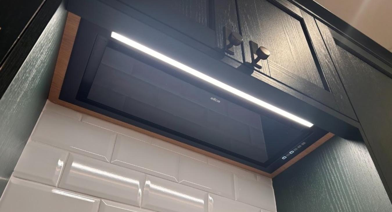 Cooker hood installation near me. Advice from Quality Electrician in Bradford